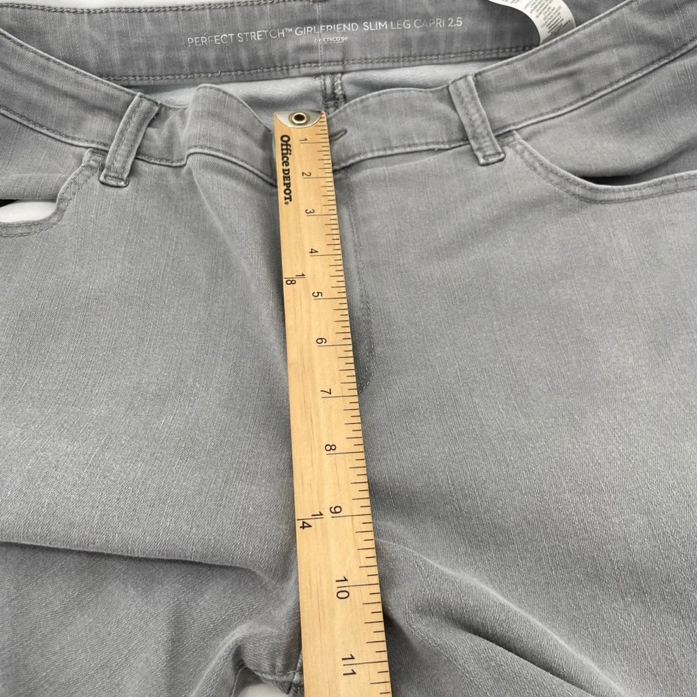Chico's Capri Pants Womens 2.5 Gray Perfect Stretch Girlfriend Slim Frayed Hem